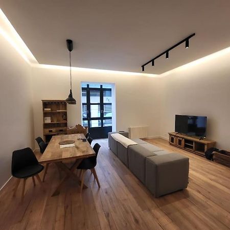 Moderno Apartamento Centrico Para 8 Personas Apartment Bilbao Exterior photo